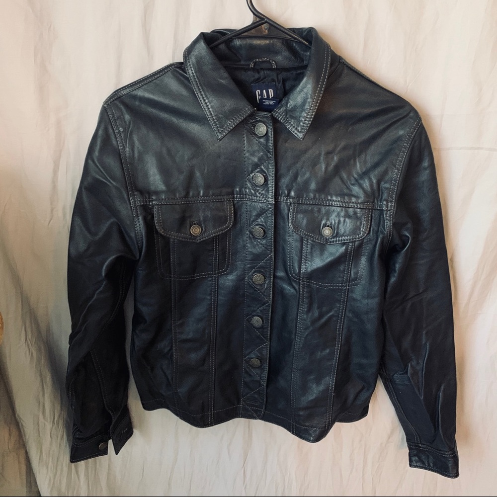 Leather jacket very unique style